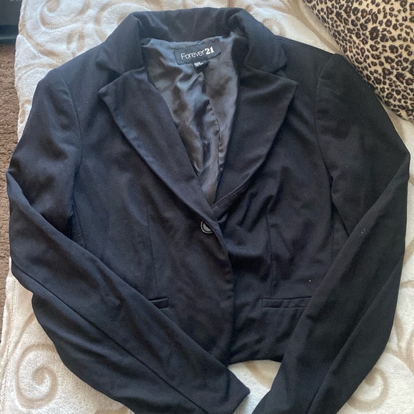 Forever 21 black blazer - Picture 1 of 3